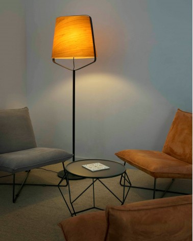 Lámpara de Pie Stood diseñada por Lucid de Faro